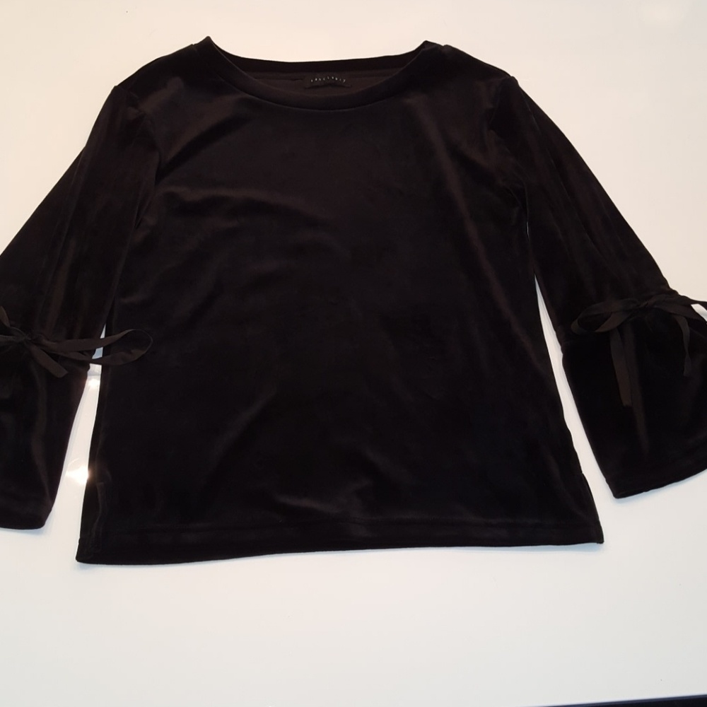 Sanctuary Black Velvet Ribbon Tie Cuff Blouse